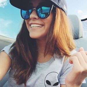 Meet your Posher, Gabi